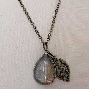 Bohemian style necklace - bronze with flower fabric